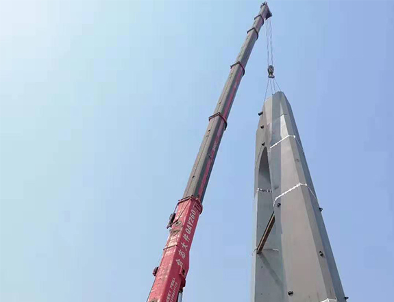 白洋码头跨318国道钢箱梁桥吊装