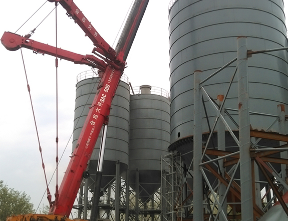 5000吨水泥罐吊装